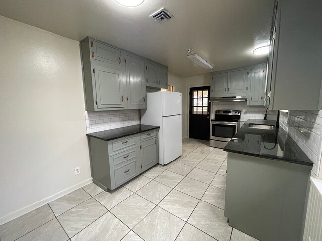 Building Photo - Anderson Island Remodeled Beauty! Hurry Wont Last Long!