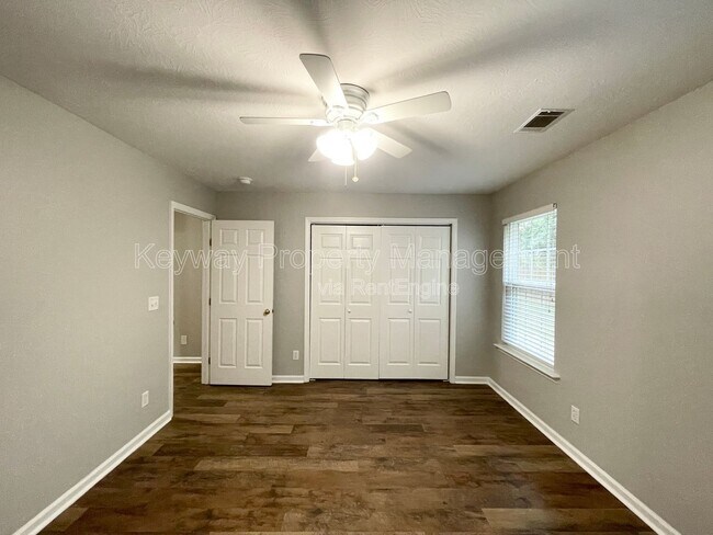 Building Photo - 1391 Watsonia Dr