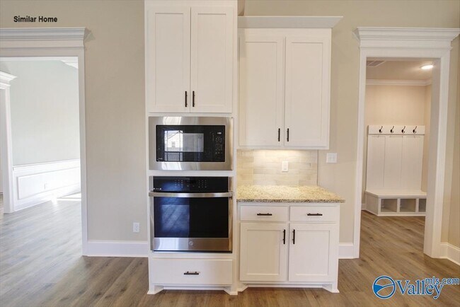 Building Photo - 26430 Birkshire Ln