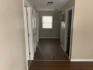 Building Photo - 2122 Malloy St