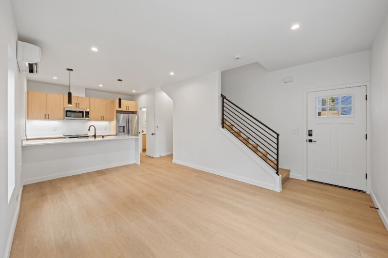 Building Photo - 7904 20th Ave SW