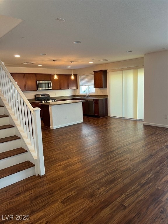 Building Photo - 10733 Crosley Field Ave