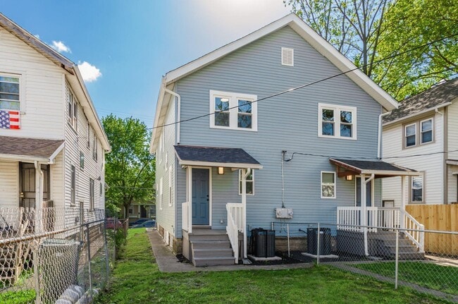 Building Photo - 289 Brehl Ave