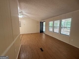 Building Photo - 268 Persimmon Dr