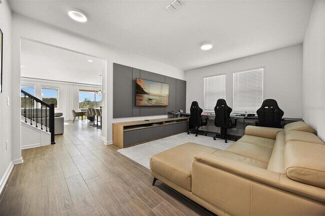 Building Photo - 11163 Great Rock St