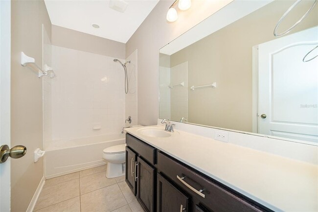 Building Photo - 1150 Umbria Ln