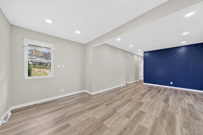 Building Photo - 12 Revere Rd