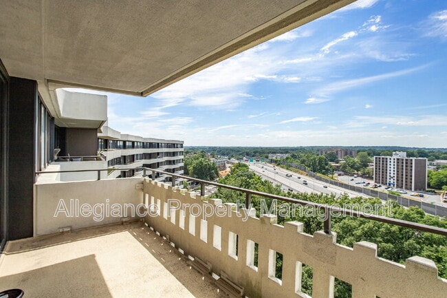 Building Photo - 6301 Stevenson Ave