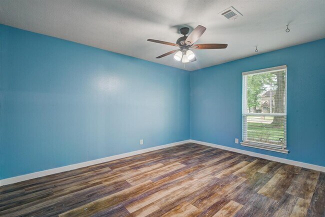 Building Photo - 17506 Rustington Dr