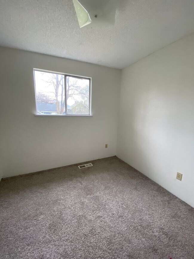 Building Photo - 1712 Walnut St