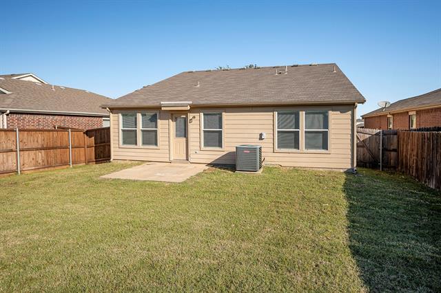 Building Photo - 8924 King Ranch Dr