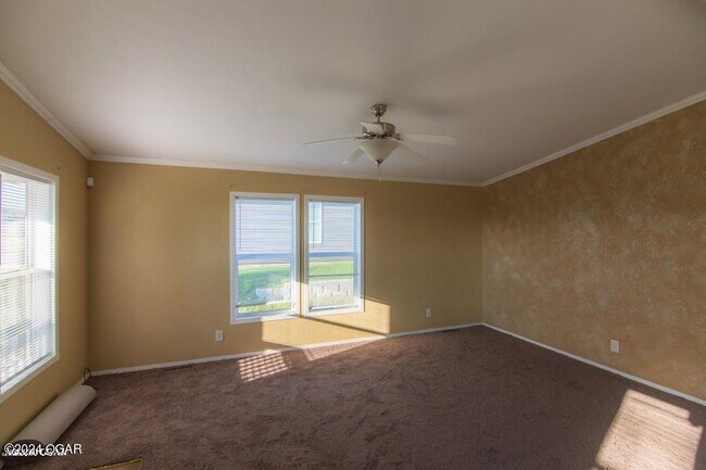 Building Photo - 2331 S Joplin Ave