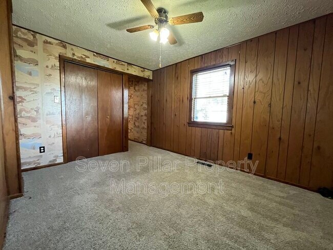 Building Photo - 9252 Mink St SW