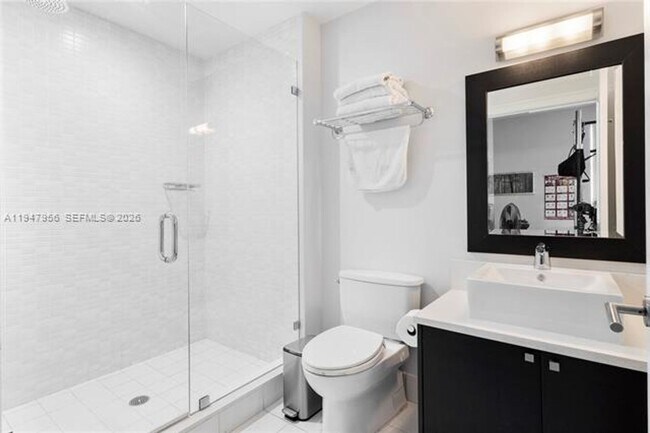 Building Photo - 5300 NW 87th Ave