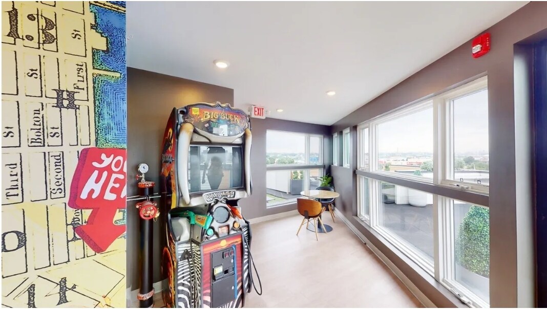 Building Photo - 400 Dorchester St