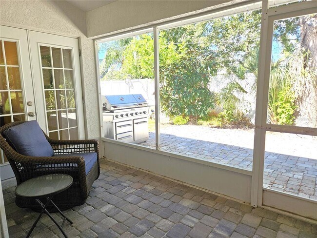 Building Photo - 1180 Palmetto Dr