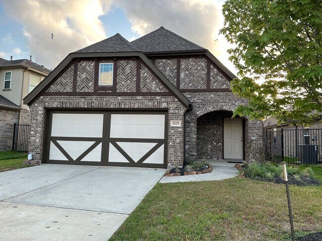 Building Photo - 2629 Bernadino Dr