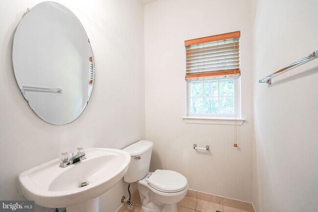 Building Photo - 7683 Henry Knox Dr