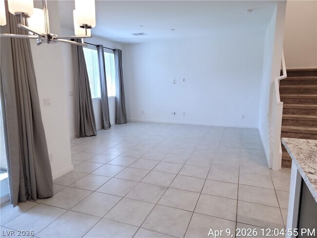 Building Photo - 965 Nevada State Dr