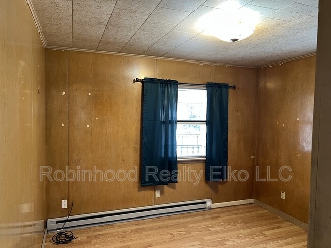 Building Photo - 786 Wilson Ave