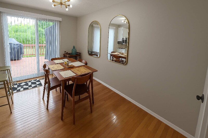 Building Photo - 12442 Quail Woods Dr
