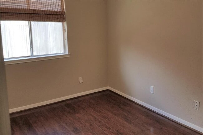 Building Photo - 7018 Brockington Dr