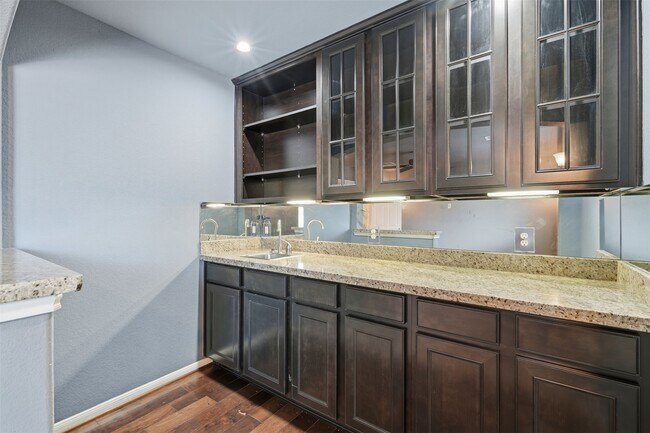 Building Photo - 5035 Crystal Bluff Ct