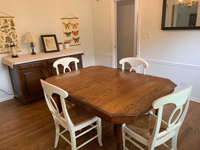 Dining Room - 1001 Eddy Ct