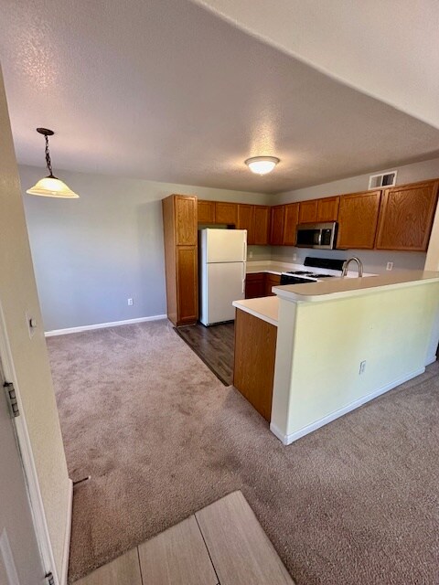 Building Photo - 9934 E Carolina Cir