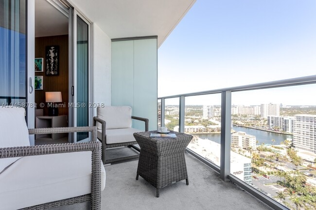 Building Photo - 4111 S Ocean Dr