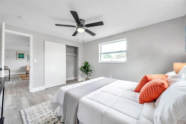 Building Photo - 7104 Castanea Dr
