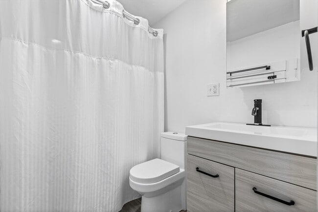 Building Photo - 40 Seaview Ave