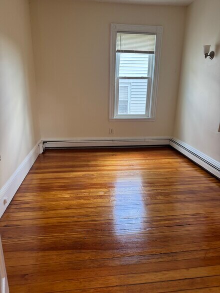 Building Photo - 64 Fisher Ave