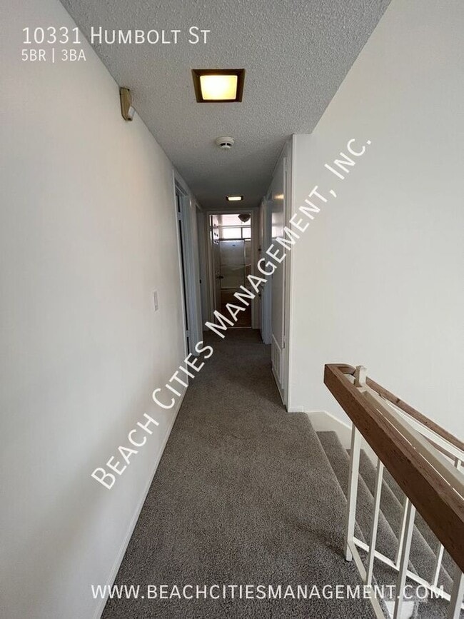 Building Photo - 10331 Humbolt St