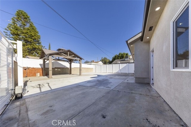 Building Photo - 9465 Dorrington Ave