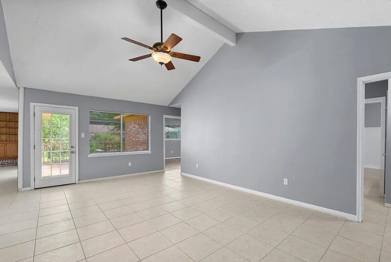 Building Photo - 2126 Redwood St