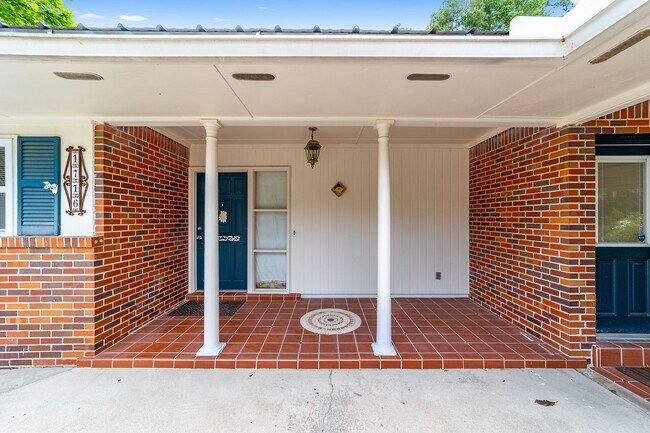Building Photo - Beautiful 3/2 in Forest Ridge