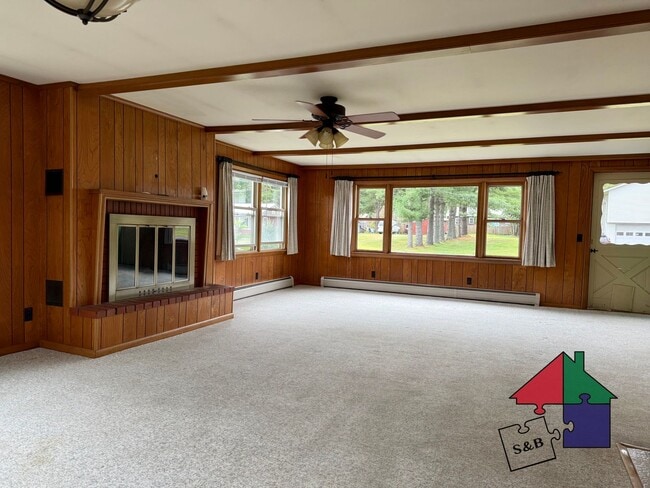 Building Photo - Stunning 2 Bedroom Home in Northfield!