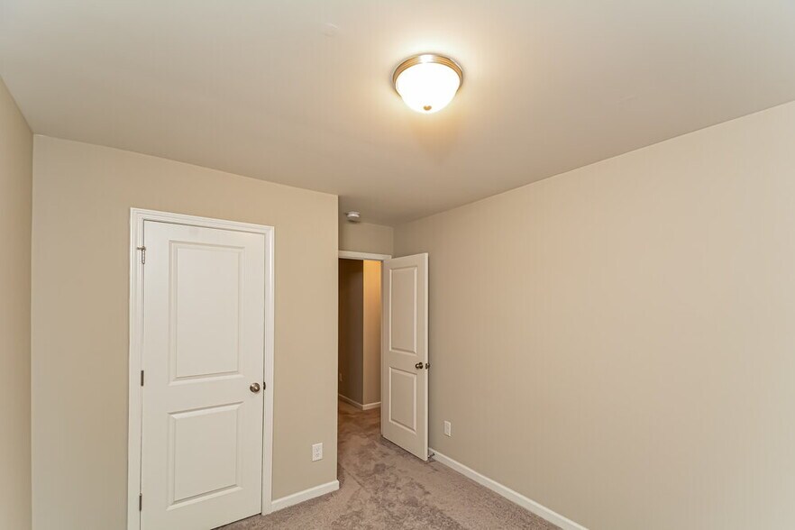 Building Photo - 342 Stone Arbor Wy