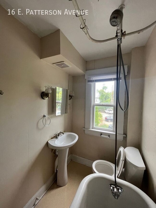 Building Photo - 16 E Patterson Ave