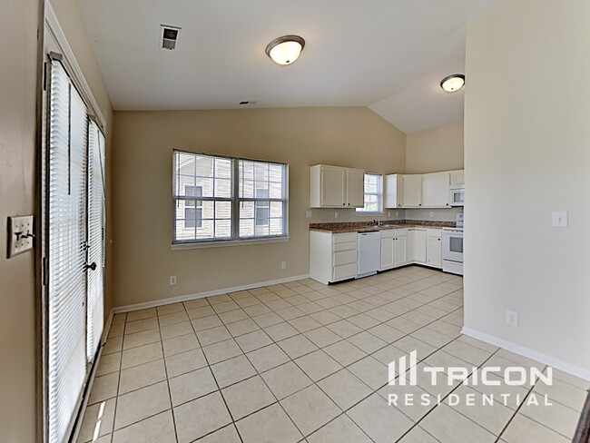 Building Photo - 11733 Shannon Pointe Rd