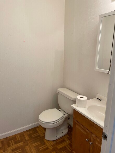 Downstairs 1/2 bath - 203 E. Main St.