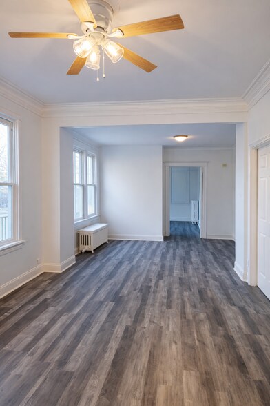 Living - 1244 W 97th Pl