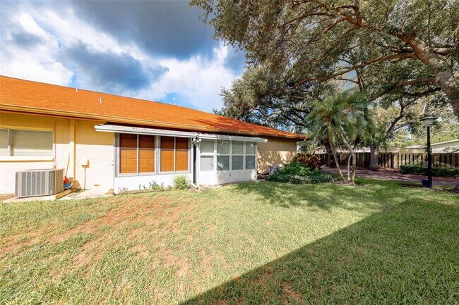 Building Photo - 2460 Northside Dr