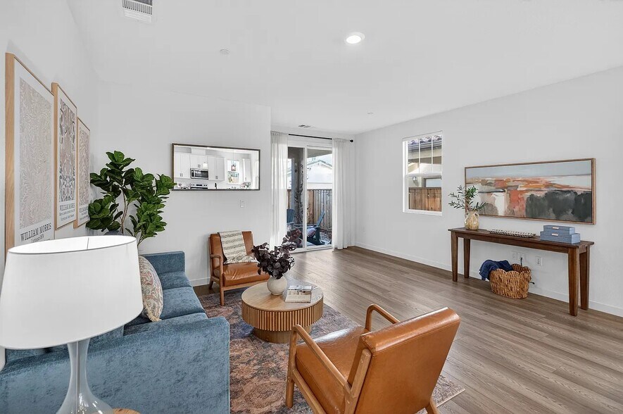 Building Photo - 10156 Zane Way