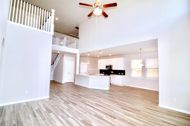 Building Photo - 3422 Dry Creek Dr
