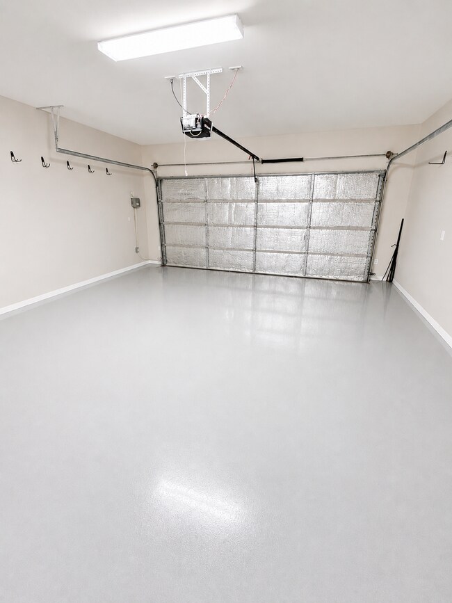 Building Photo - AVAILABLE NOW; APPLY TODAY ON OUR WEBSITE!!!