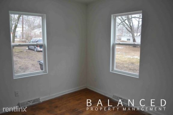 Building Photo - 2 br, 1 bath House - 2817 SE Minnesota Ave