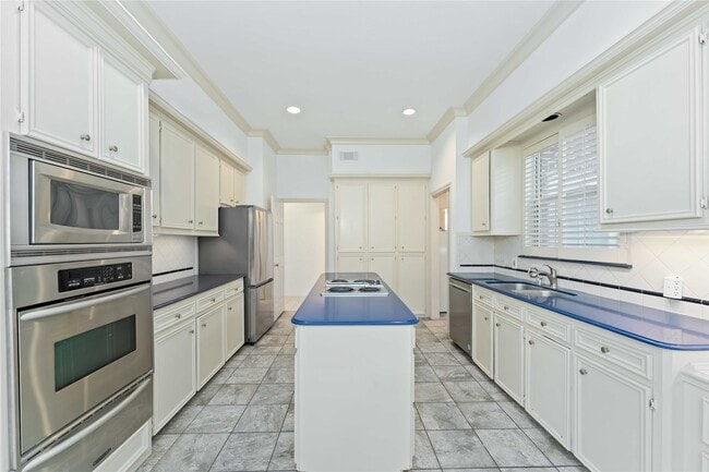 Building Photo - 86 Heathrow Ln