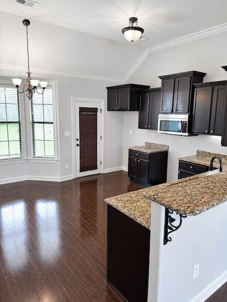 Building Photo - 1398 Sawmill Creek Ln